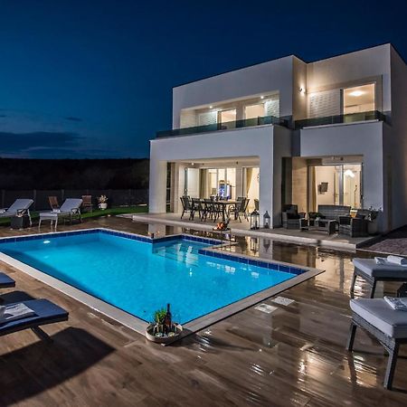 Villas Royal II With Private Pool Novalja Kültér fotó